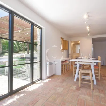 Cd008 - Apt. El Sopluig * Palafrugell